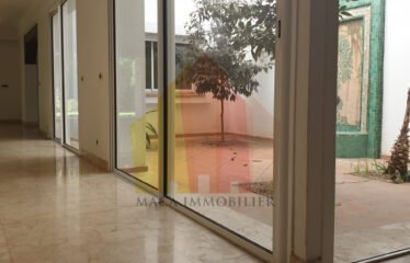 Villa haut standing 5 chambres piscine