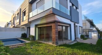 Villa jumelée 4 chambres piscine en résidence sécurisée