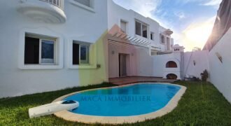 Villa de 5 chambres jardin piscine en résidence sécurisée