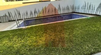 Appartement 3 chambres en rez-de-jardin avec piscine privative