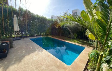 Villa 3 chambres piscine jardin en résidence sécurisée
