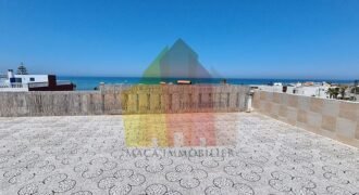 Villa 5 chambres sur 3 niveaux avec toitures-terrasses