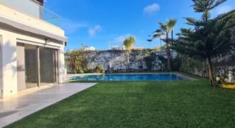 Villa 660m avec 4 chambres jardin piscine