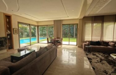 Villa 660m avec 4 chambres jardin piscine