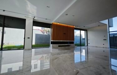 Superbe villa moderne 4 chambres en location