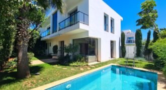 Villa moderne avec piscine en résidence sécurisée Dar Bouazza