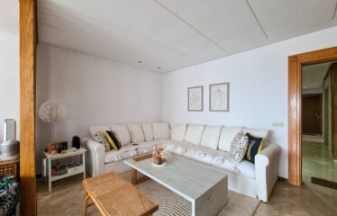 Appartement de Luxe avec Vue Mer, Dar Bouazza