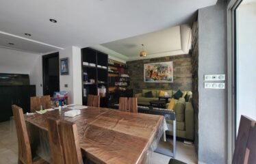 Villa triplex avec piscine à Anfa
