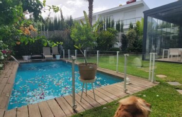 Très belle villa contemporaine de luxe en location
