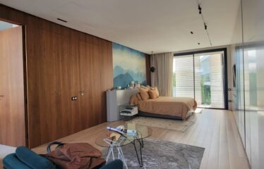 Très belle villa contemporaine de luxe en location