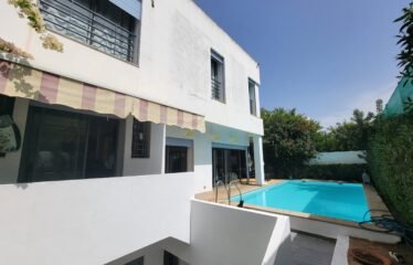 Villa moderne 4 suites jardin piscine