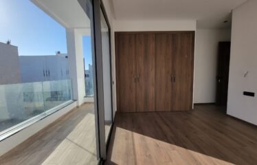 À VENDRE – Villa de Prestige à Dar Bouazza Haut Standing & Potentiel Exceptionnel