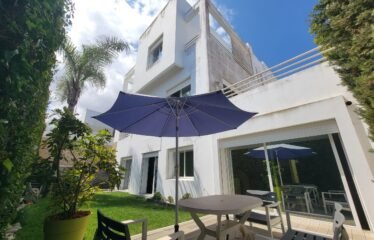 À vendre – Villa d’Exception à Dar Bouazza, 550 m² habitables, Jardin, Piscine et Finitions Haut de Gamme