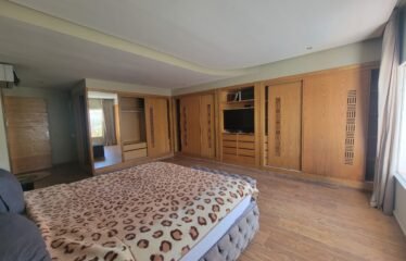 Superbe Villa Meublée 4 Chambres avec Piscine à Dar Bouazza