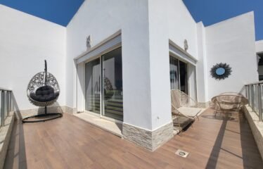 Appartement meublé avec vue mer imprenable à Dar Bouazza