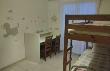 Appartement 2 chambres, premier étage, en résidence sécurisée