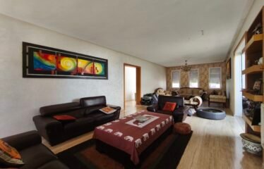 Villa de Prestige en vente avec Piscine à Dar Bouazza