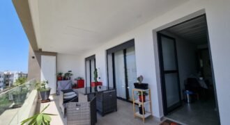 Bel Appartement Meublé avec Terrasse ensoleillée à Dar Bouazza