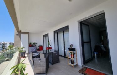 Bel Appartement Meublé avec Terrasse ensoleillée à Dar Bouazza