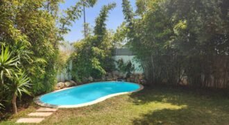 Villa Meublée Rénovée avec Jardin et Piscine – Résidence Sécurisée