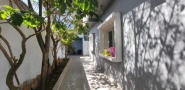 Charmante Maison de Plain-Pied avec Jardin à Dar Bouazza
