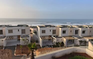 🌴 Villa en location à Dar Bouazza – Front de mer avec vue océan 🌅