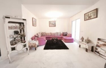 🌴 Villa à louer à Dar Bouazza – Résidence sécurisée front de mer