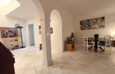 🌴 Villa à louer à Dar Bouazza – Résidence sécurisée front de mer