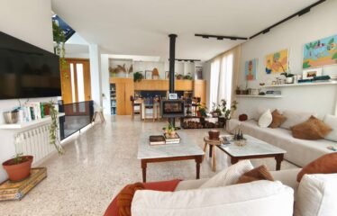 🌴 Villa haut standing meublée à louer à Dar Bouazza – Proche de l’océan 🌊