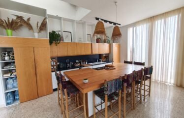 🌴 Villa haut standing meublée à louer à Dar Bouazza – Proche de l’océan 🌊