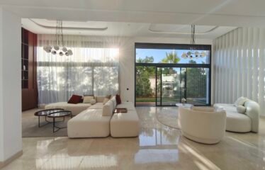 À Vendre – Habitation d&rsquo;exception de 350 m² – Dar Bouazza