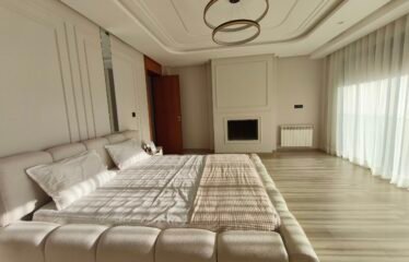 À Vendre – Habitation d&rsquo;exception de 350 m² – Dar Bouazza