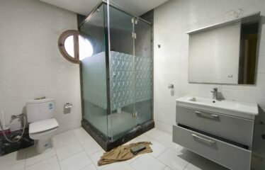 Villa 4 chambres jardin piscine en location