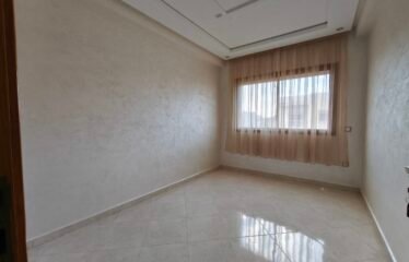 Villa 4 chambres jardin piscine en location