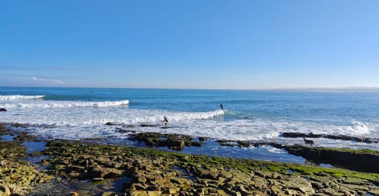 Dar Bouazza : Le Paradis des Surfeurs aux Portes de Casablanca