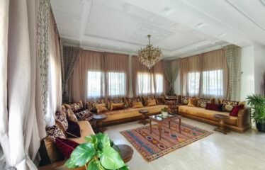 Villa indépendante à vendre à Dar Bouazza