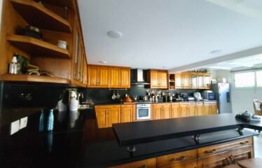 Villa indépendante à vendre à Dar Bouazza