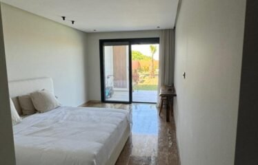 Rez de jardin de luxe avec piscine privative