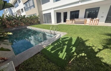 Rez de jardin de luxe avec piscine privative